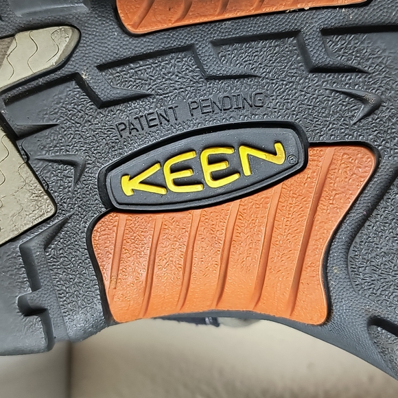 Keen Newport H2 Closed Toe Gray and Orange Outdoor Sandals with Rugged Sole 11.5 main image 4